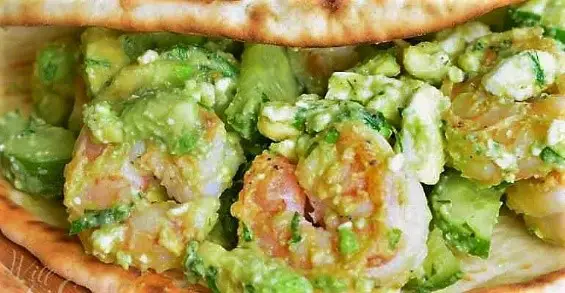 avocado shrimp flatbread sandwich