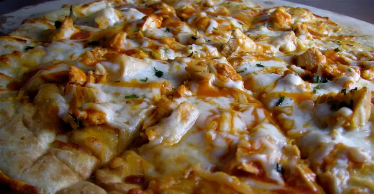 buffalo chicken pizza