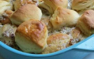 sausage and gravy casserole