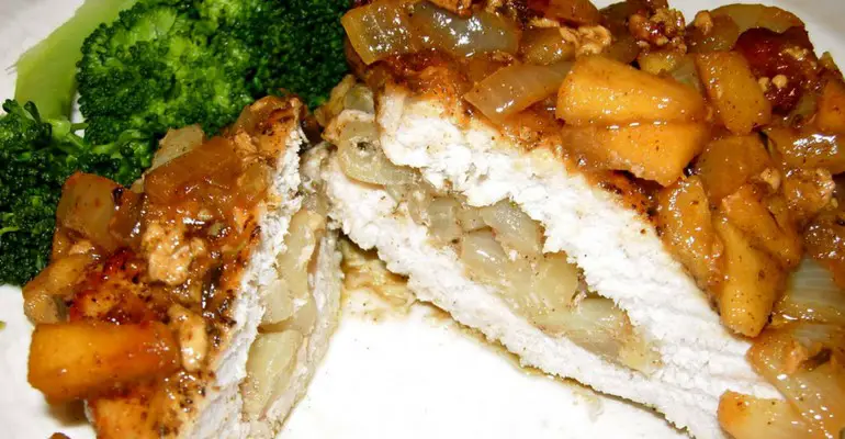 apple stuffed pork chops