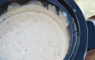 abuelas crock pot queso