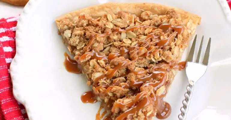 apple crisp pizza