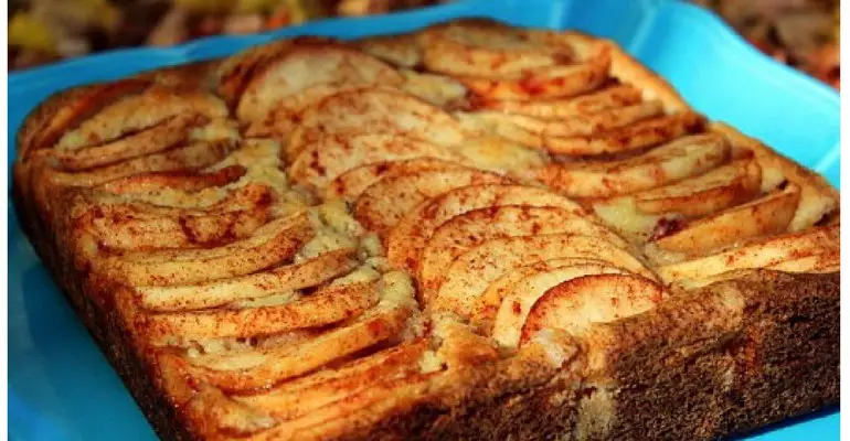 rustic apple cake