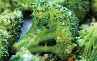 garlic parmesan roasted broccoli