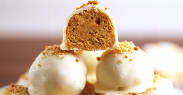 pumpkin cheesecake truffle