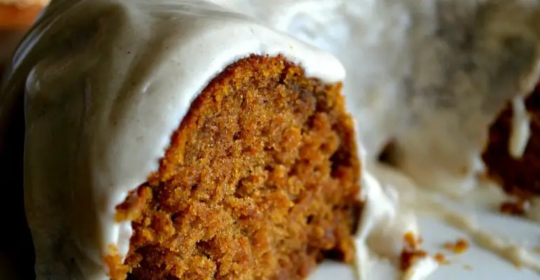 pumpkin spice buttermilk cake