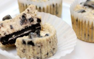 cookies and cream cheesecake cups