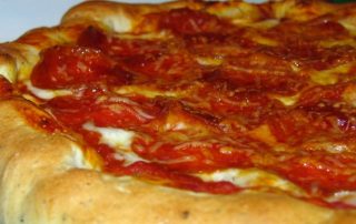 easy homemade stuffed crust pizza