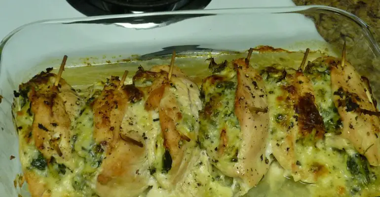 spinach artichoke stuffed chicken